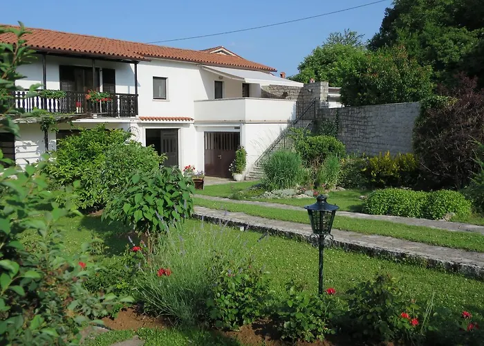 Tin House
