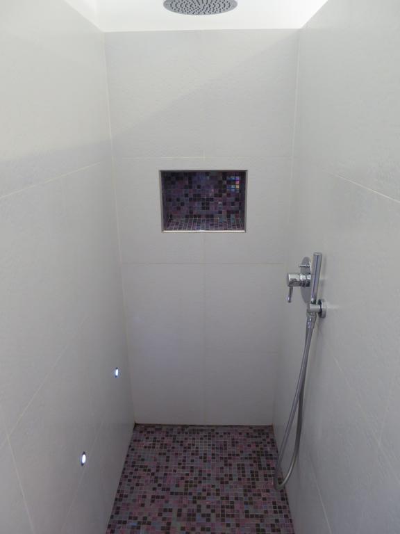 Tin House Apartament